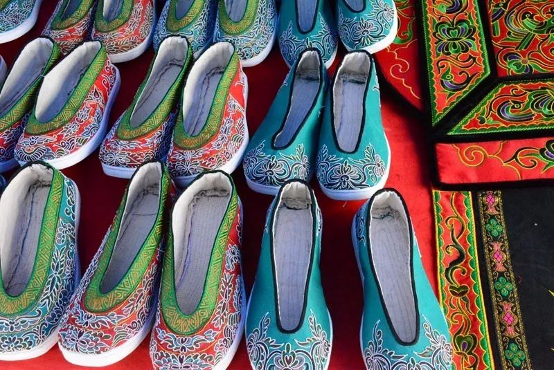 淺析中國(guó)刺繡，家佳樂(lè)文學(xué)的刺繡究竟有多美?