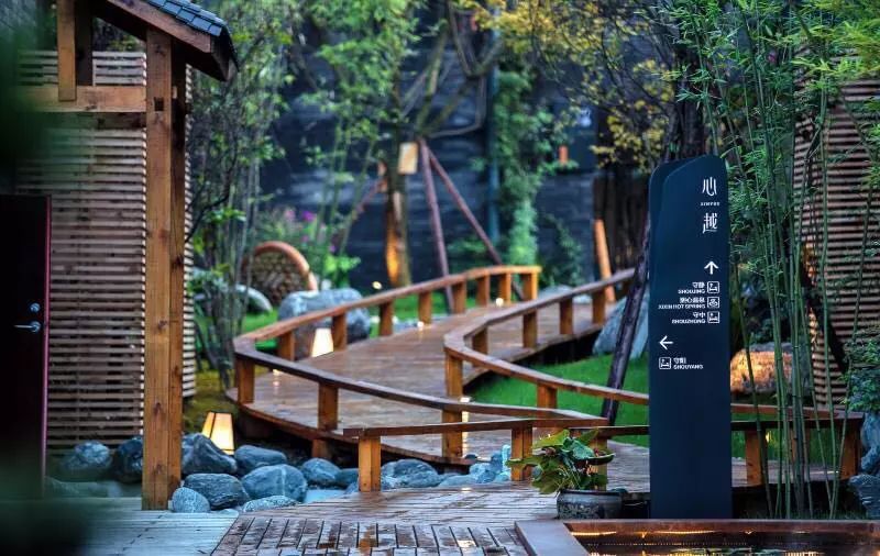 青城山·心越酒店，美的很自然沒有斧鑿的刻意