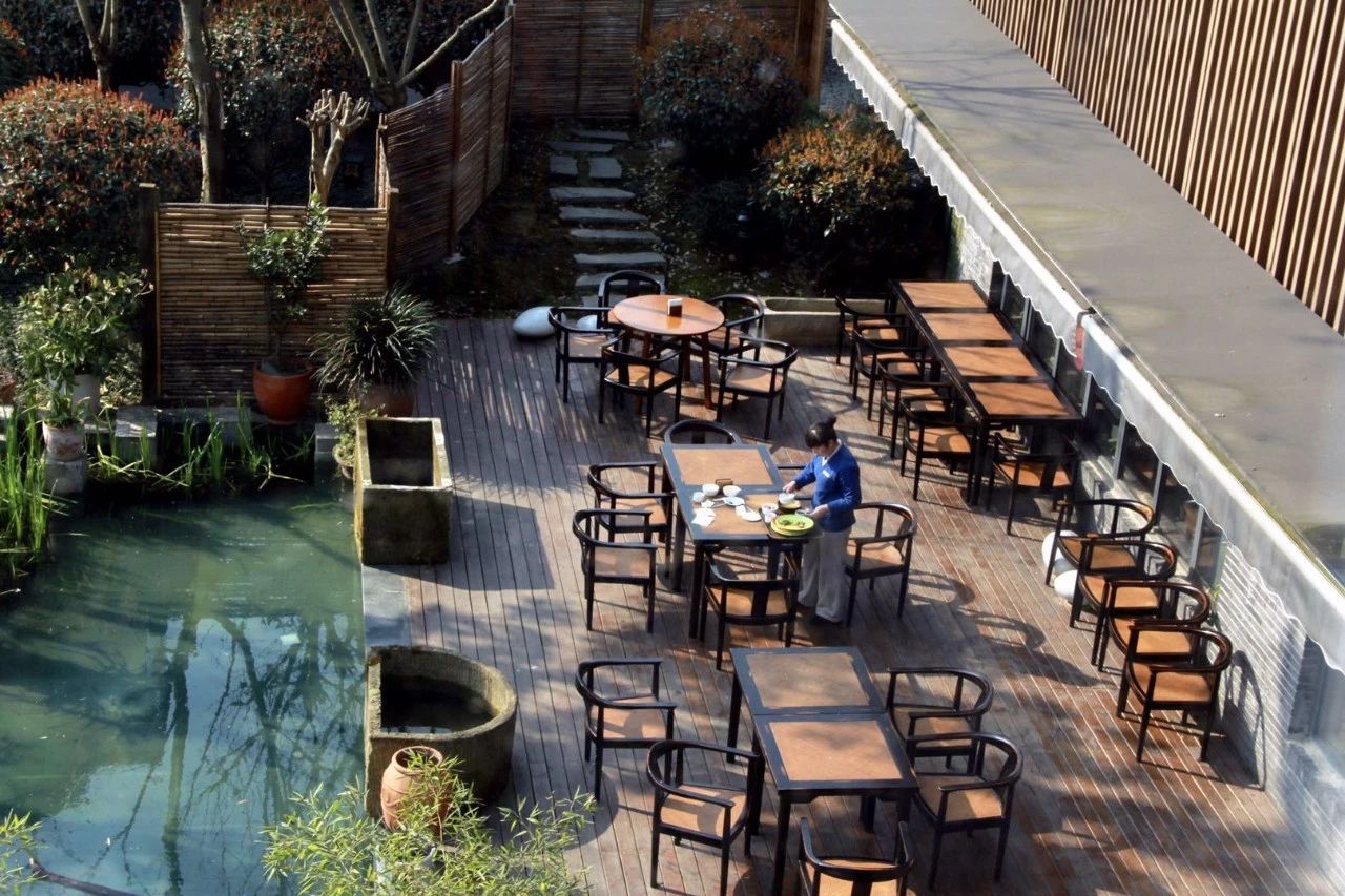 青城山·心越酒店，美的很自然沒有斧鑿的刻意