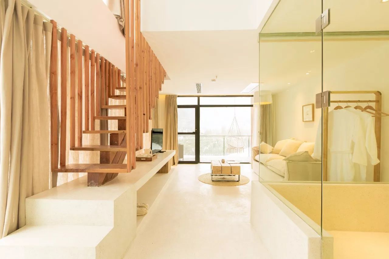 莫干山魚缸·花田美宿，旅途雖驅(qū)愁不如早還家