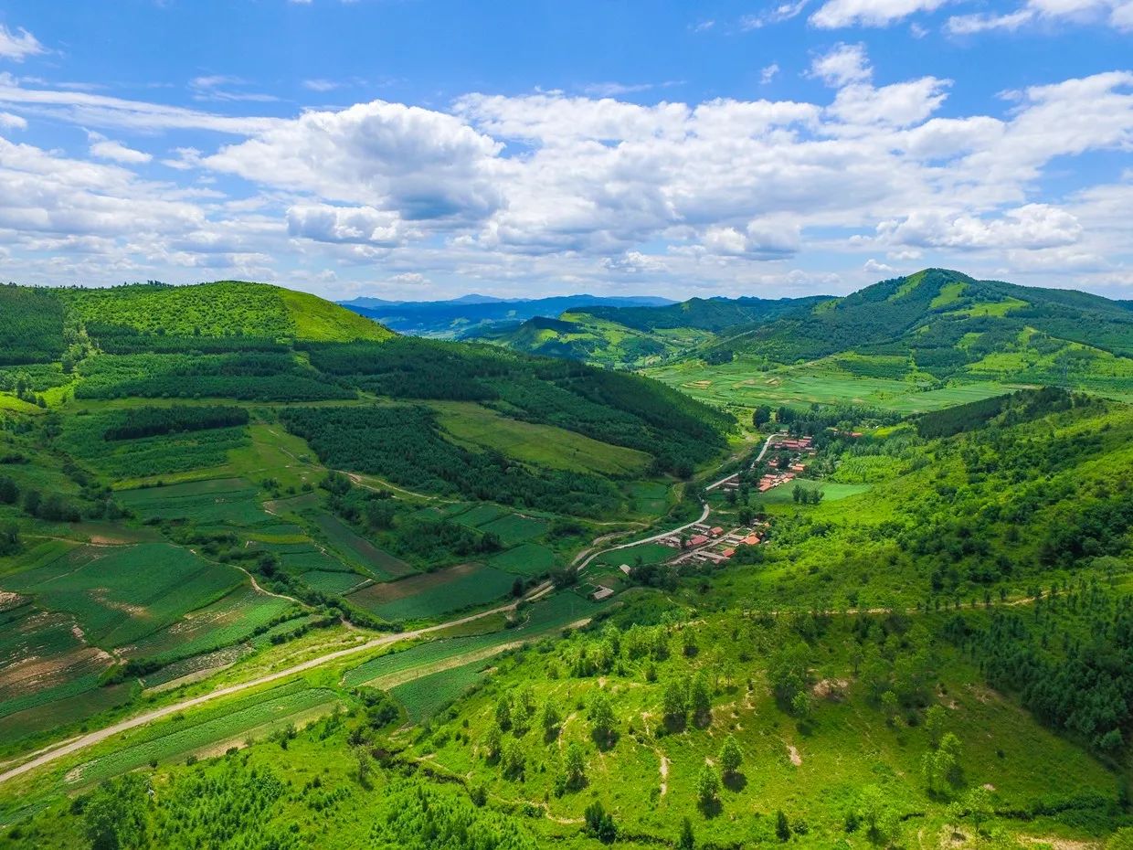 承德·衍居院上野奢度假，策馬奔騰活得瀟瀟灑灑