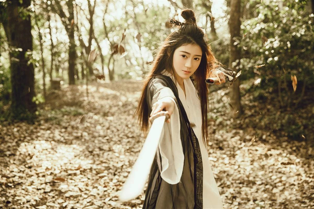 劍落秋-古裝攝影：韶華白首，不過浮生一闕