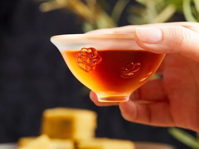 琉璃茶具美哉！淺析精致茶具設(shè)計(jì)介紹