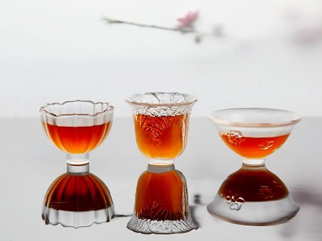 琉璃茶具美哉！淺析精致茶具設(shè)計(jì)介紹