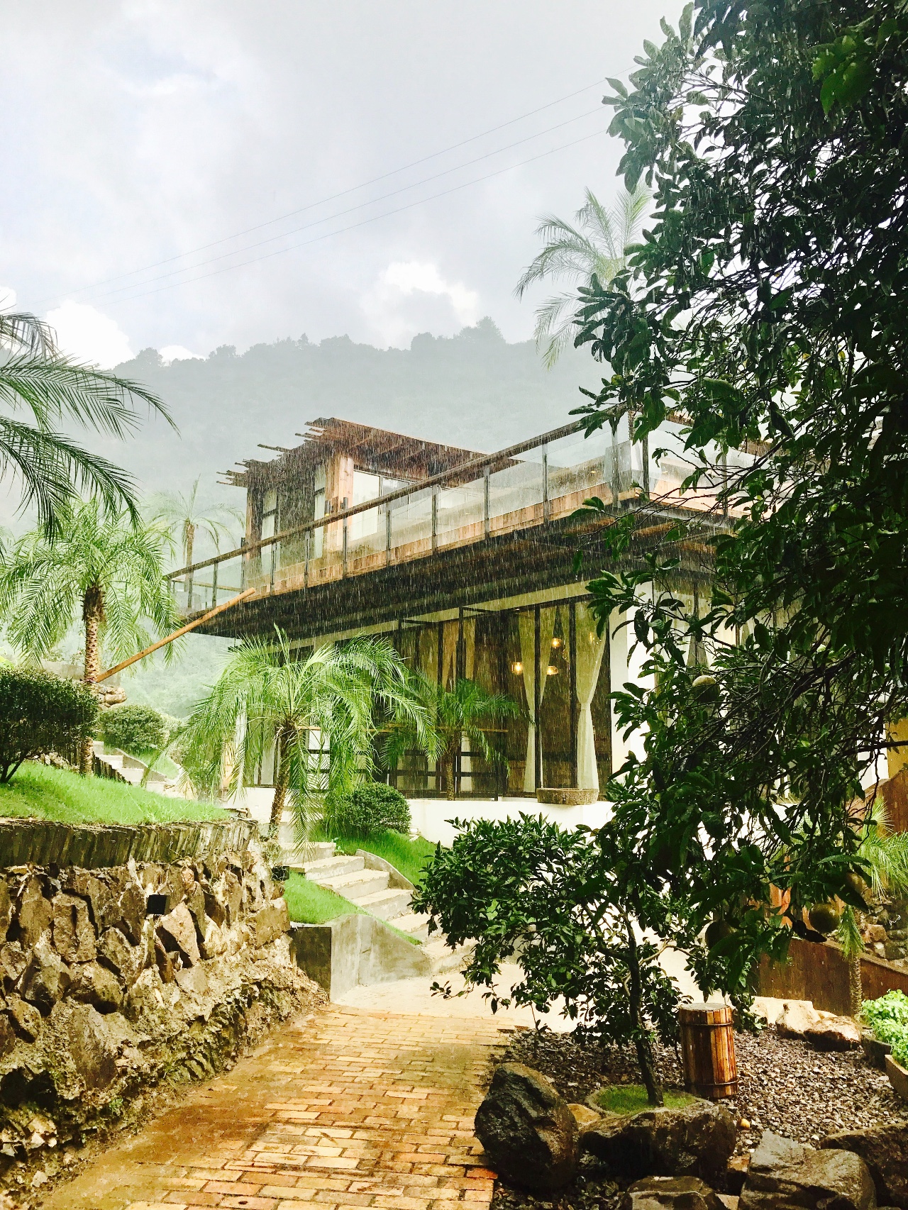 青田坐忘閣·藏書閣民宿，找回初心尋找回家的路