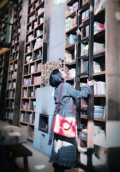 青田坐忘閣·藏書閣民宿，找回初心尋找回家的路