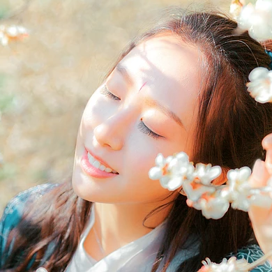 花開半夏女生頭像，唯美古風(fēng)真人頭像