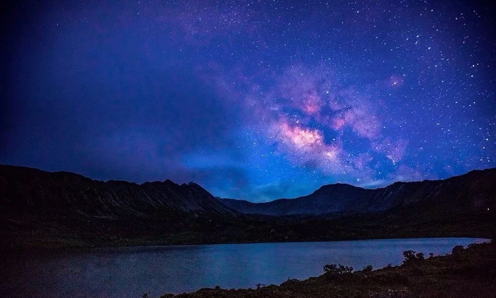 光和云朵·雪寶頂，喂馬劈柴看盡四季繁華