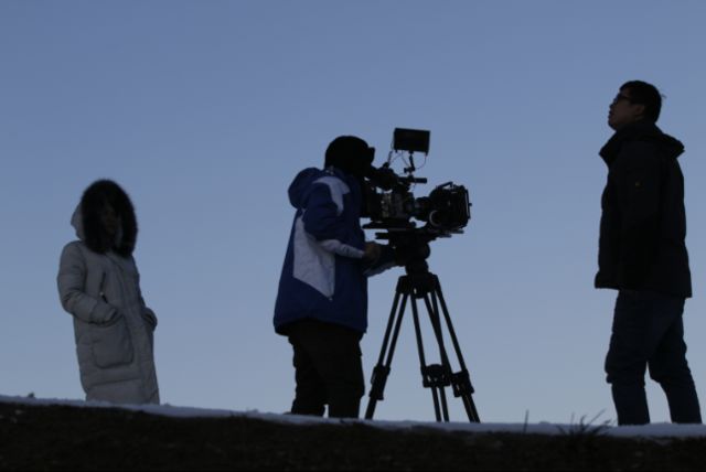 光和云朵·雪寶頂，喂馬劈柴看盡四季繁華