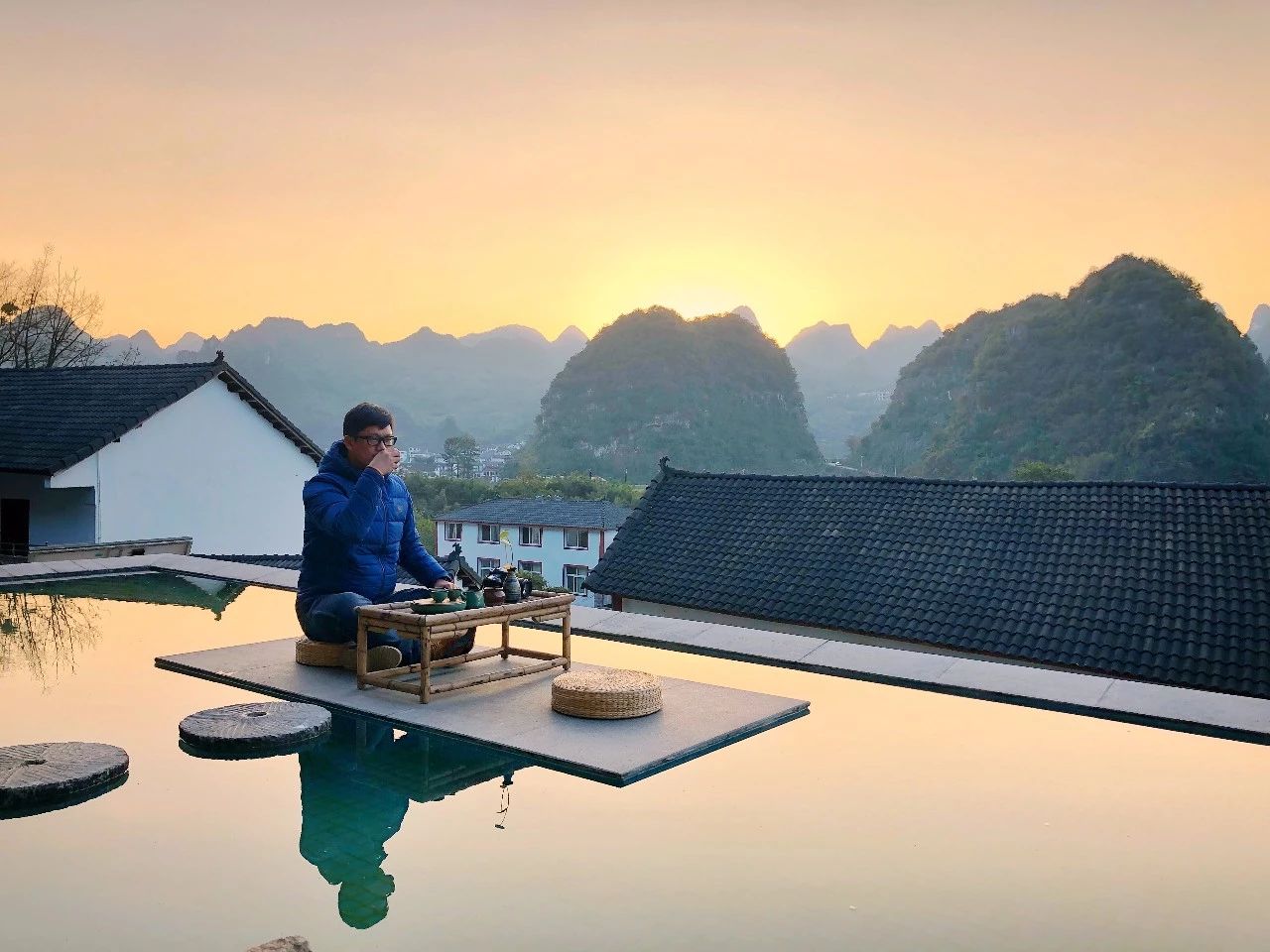 光和云朵·雪寶頂，喂馬劈柴看盡四季繁華