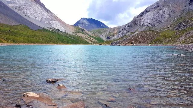 光和云朵·雪寶頂，喂馬劈柴看盡四季繁華