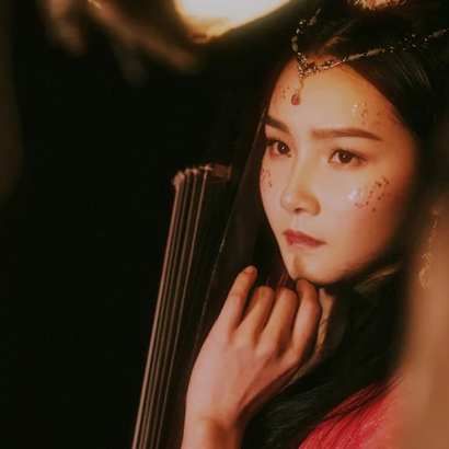 紅衣裳女生頭像，唯美古風(fēng)真人頭像