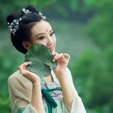 文藝可愛清新女生頭像，唯美古風(fēng)真人頭像