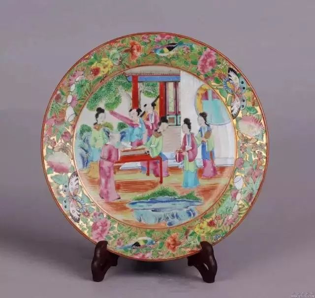 自帶仙氣的手繪插畫，古典與現代的巧妙結合