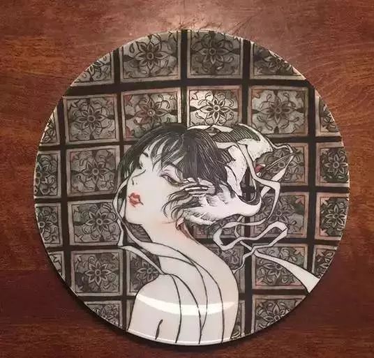 自帶仙氣的手繪插畫，古典與現(xiàn)代的巧妙結(jié)合