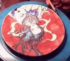 自帶仙氣的手繪插畫，古典與現(xiàn)代的巧妙結(jié)合