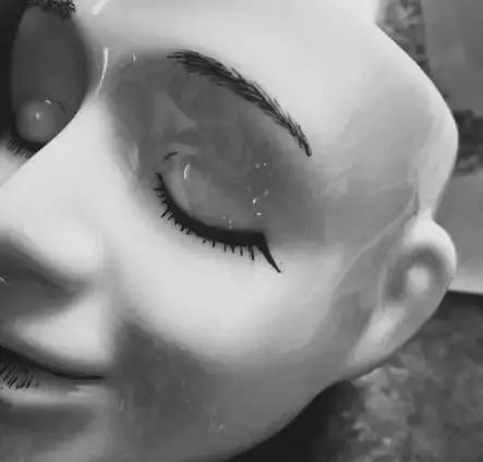 自帶仙氣的手繪插畫，古典與現(xiàn)代的巧妙結(jié)合