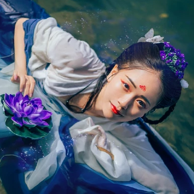 青蓮芙蓉女生頭像，唯美古風(fēng)真人頭像