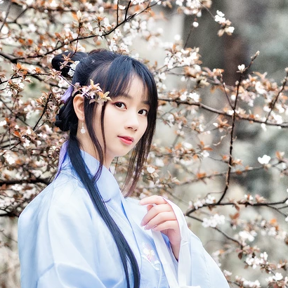 風(fēng)花雪月帶傘女生頭像，唯美古風(fēng)真人頭像