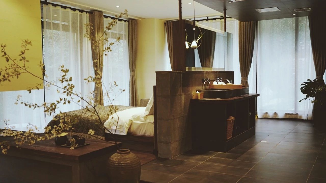 成都·坐忘森林，一宿一悟在火鍋之城住森林里