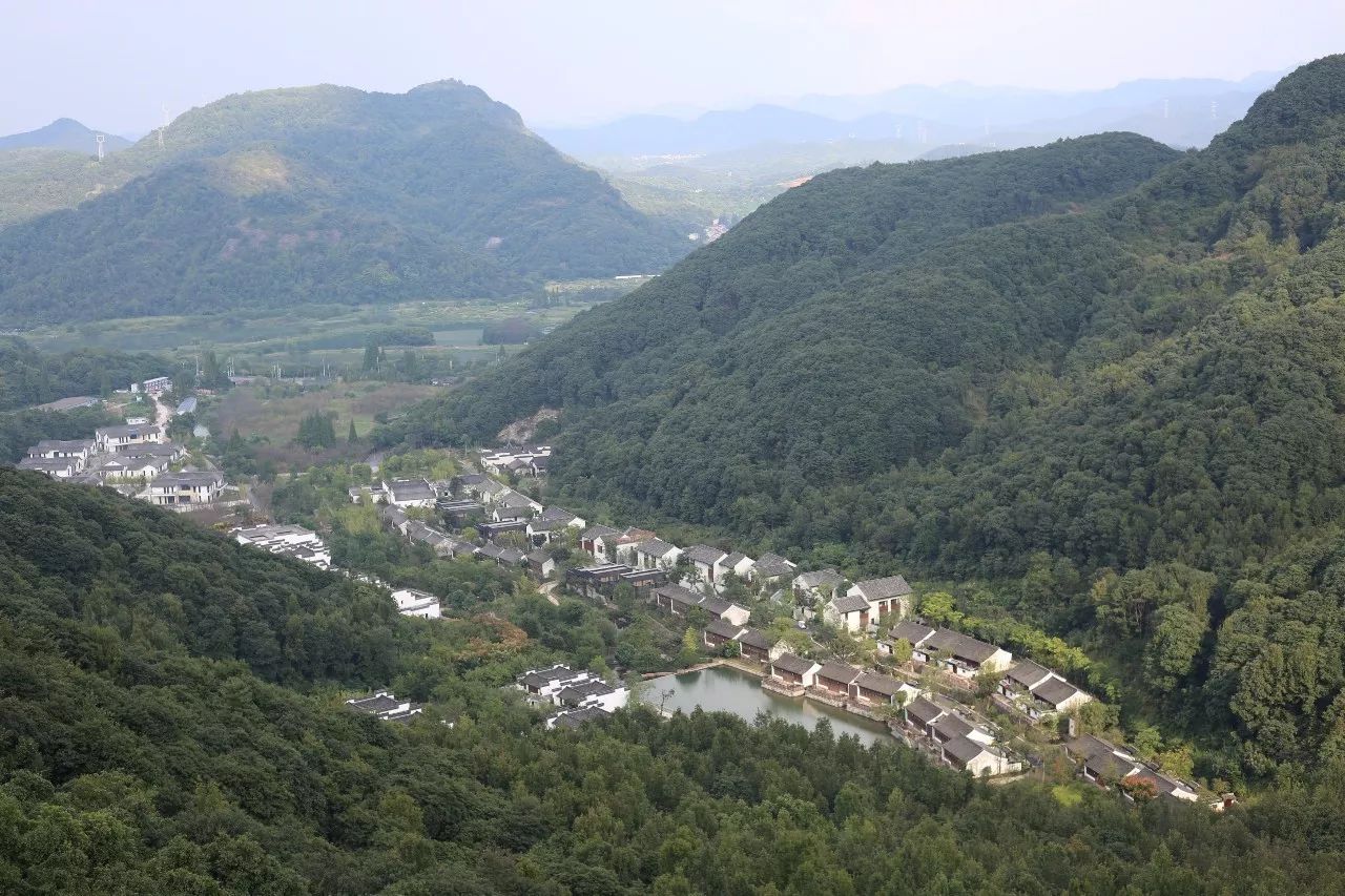 中式居住之美：融合中式古典元素安麓酒店設(shè)計(jì)