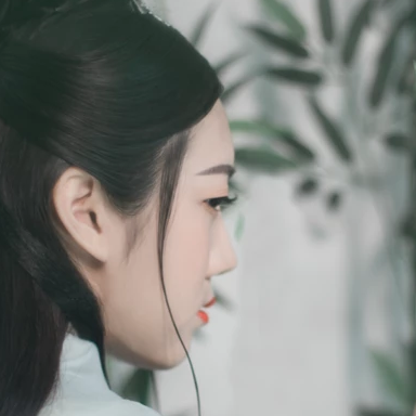 文藝清新碧春女生頭像，唯美古風真人頭像