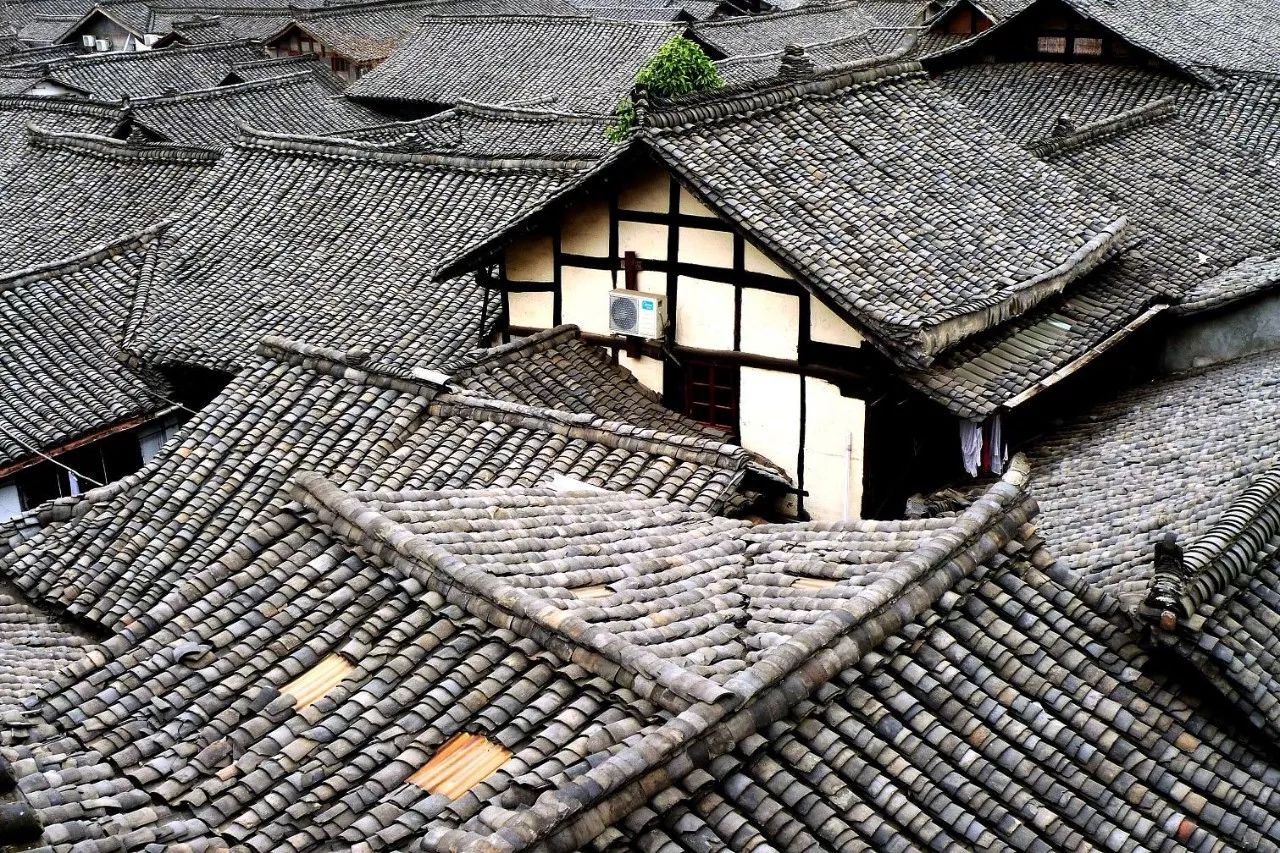 中國最適合私奔的10個(gè)古鎮(zhèn)：春暖花開旅途美麗！