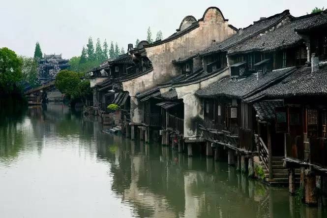 中國(guó)最適合私奔的10個(gè)古鎮(zhèn)：春暖花開(kāi)旅途美麗！