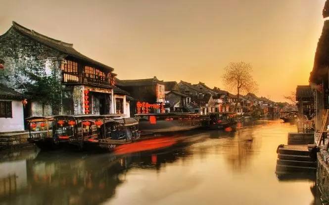 中國(guó)最適合私奔的10個(gè)古鎮(zhèn)：春暖花開(kāi)旅途美麗！