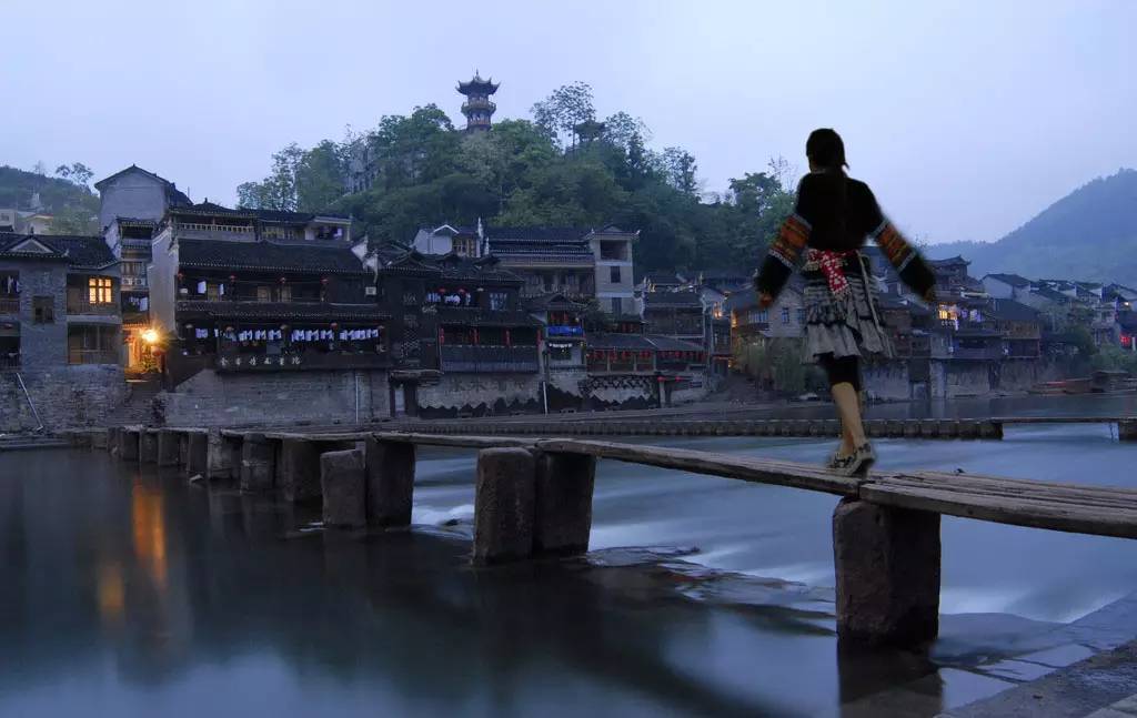 中國最適合私奔的10個古鎮(zhèn)：春暖花開旅途美麗！