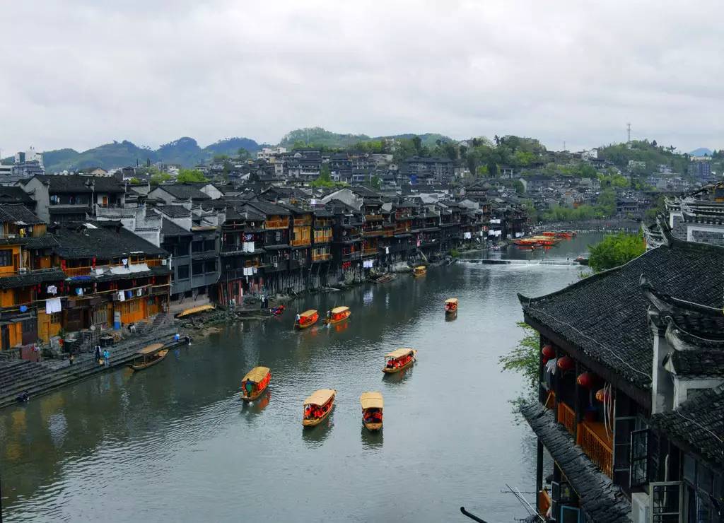 中國最適合私奔的10個古鎮(zhèn)：春暖花開旅途美麗！