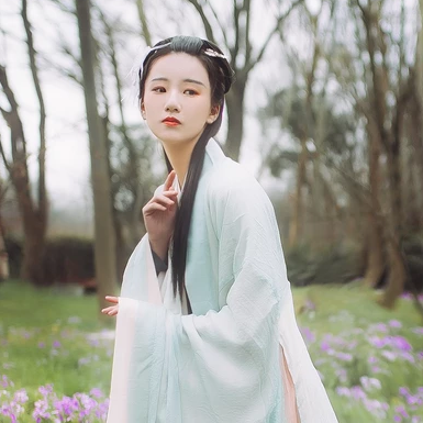 清新花朵帶傘女生頭像，唯美古風真人頭像