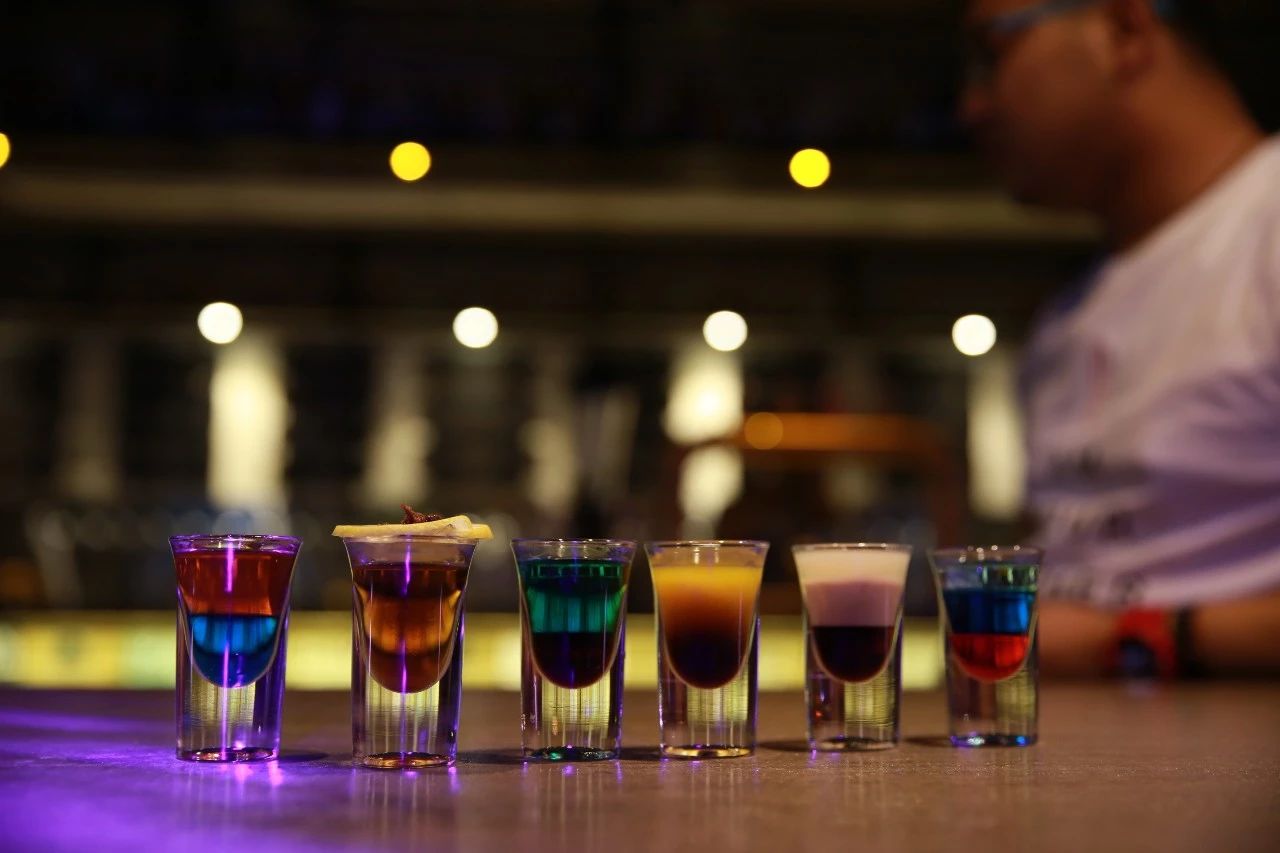 銀川·印象熙岸，經(jīng)典徽派造型巧妙的融合在古鎮(zhèn)