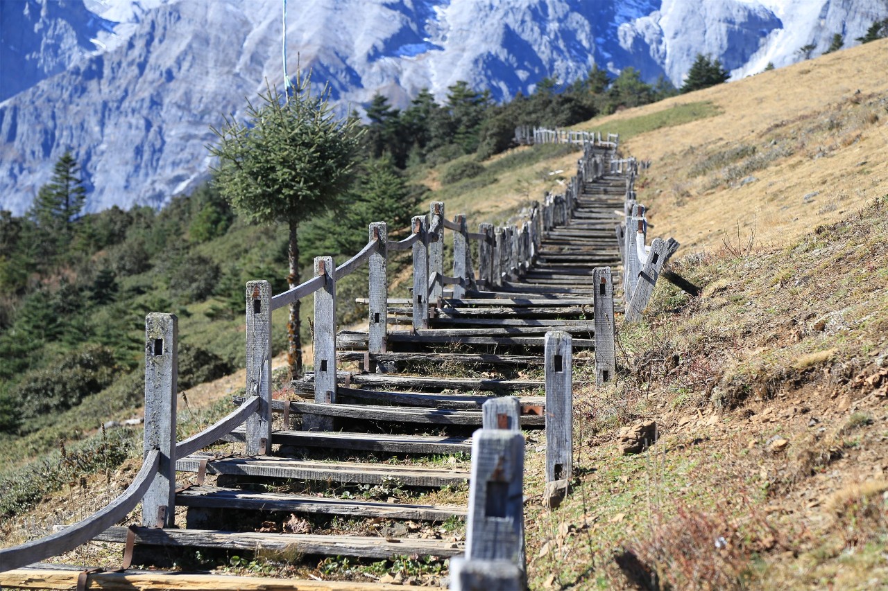 麗江·浮云社，將一切凡塵俗世都看作浮云