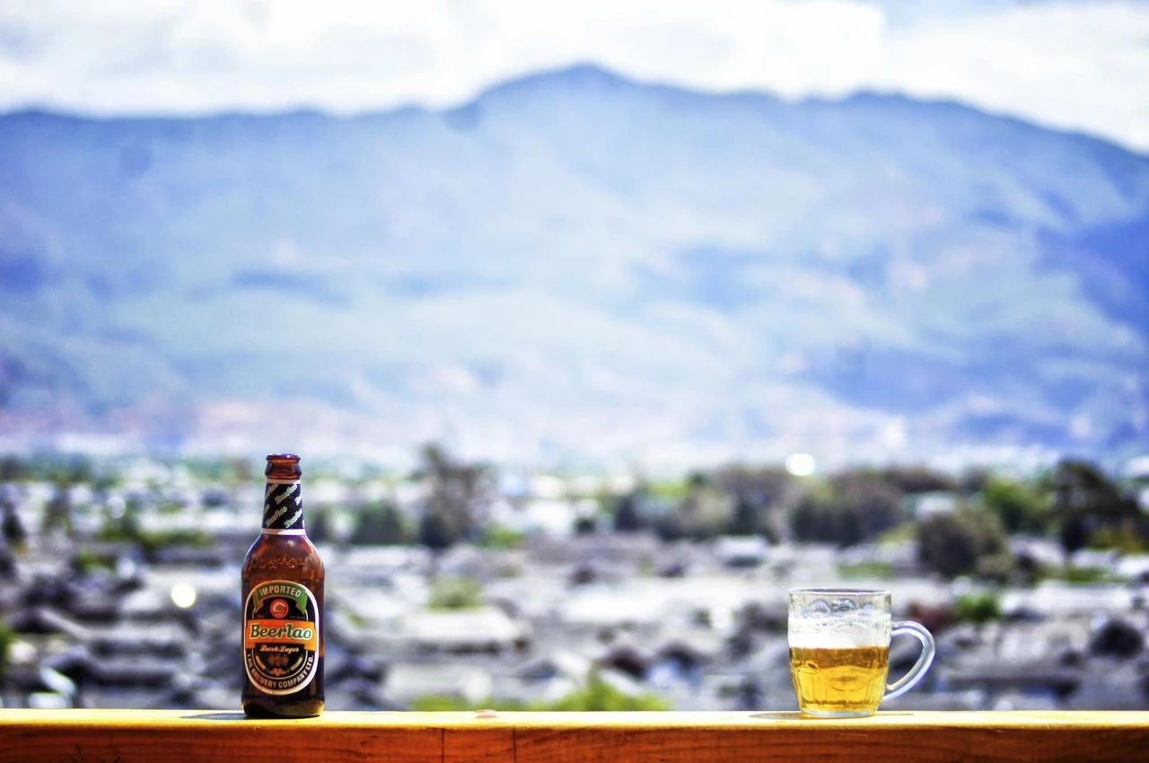 麗江·浮云社，將一切凡塵俗世都看作浮云