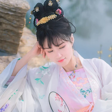 櫻粉清新女生頭像，唯美古風(fēng)真人頭像