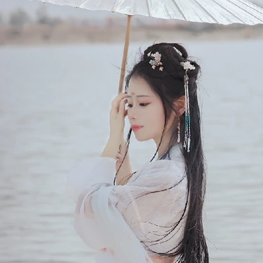 明媚江湖女生頭像，唯美古風(fēng)真人頭像