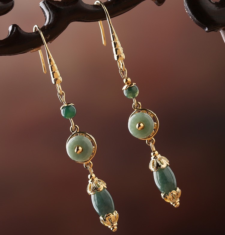 氣質(zhì)翡翠吊墜耳環(huán)，古風古典首飾
