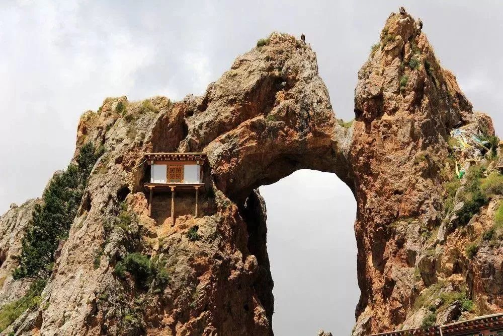 中國最險(xiǎn)的6大寺廟：屹立千百年而不倒