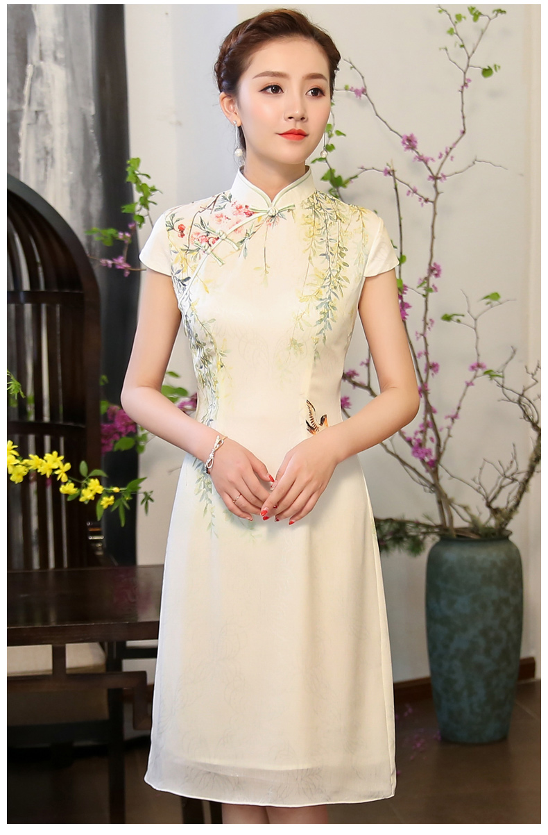 綠盈柳絲繡花旗袍，清新唯美旗袍裙