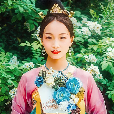 多彩花團(tuán)扇女生頭像，唯美古風(fēng)真人頭像