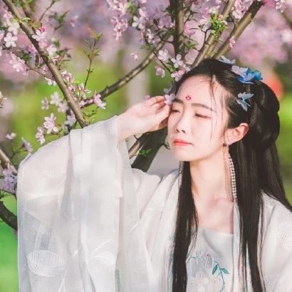 海棠花開(kāi)女生頭像，唯美古風(fēng)真人頭像