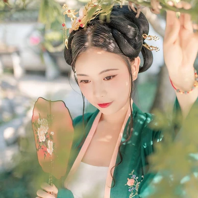 美人凄兮女生頭像，唯美古風(fēng)真人頭像