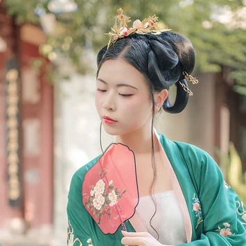 美人凄兮女生頭像，唯美古風(fēng)真人頭像