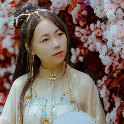 花開芬芳女生頭像，唯美古風(fēng)真人頭像