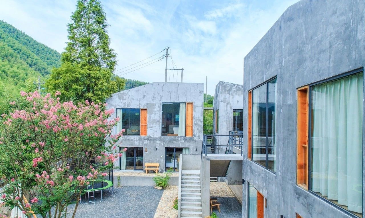 3個水泥灰時尚民宿：一種最本質(zhì)的美感