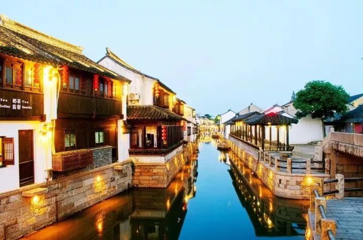 古鎮(zhèn)情懷：30個古鎮(zhèn)愿有人與你一起踏足！