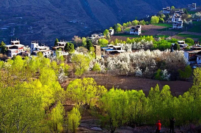 遇見中國(guó)最美的風(fēng)景，30個(gè)景色宜人的地方！