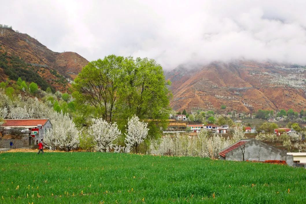 遇見中國(guó)最美的風(fēng)景，30個(gè)景色宜人的地方！