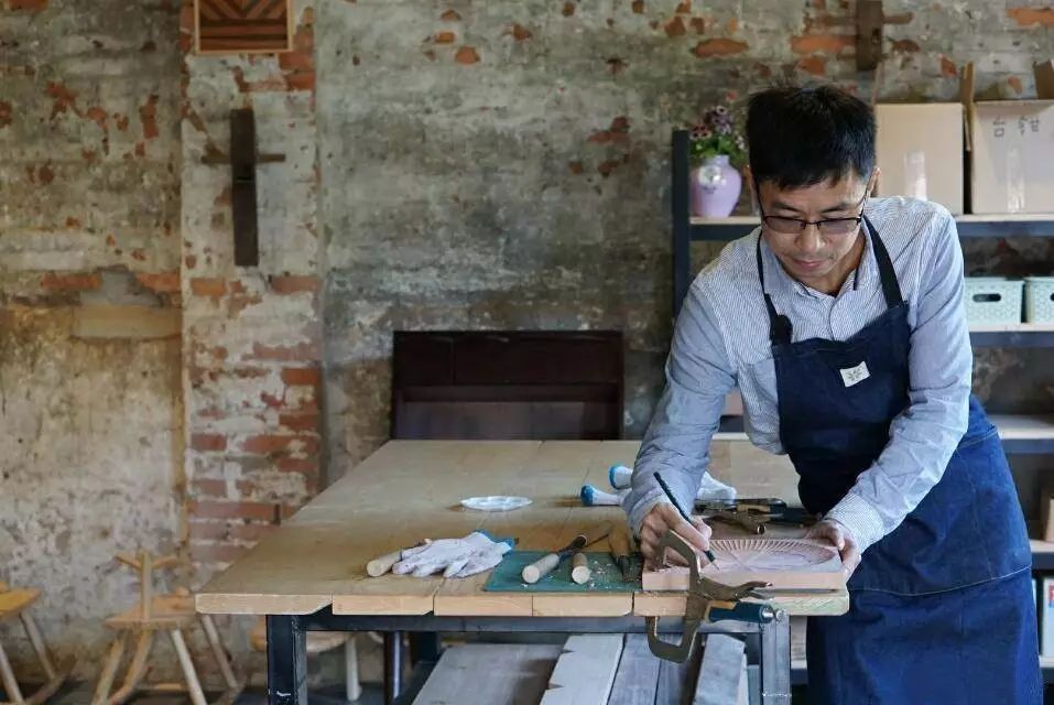 廣州·菁木山舍，有個木屋開滿鮮花看花開花落